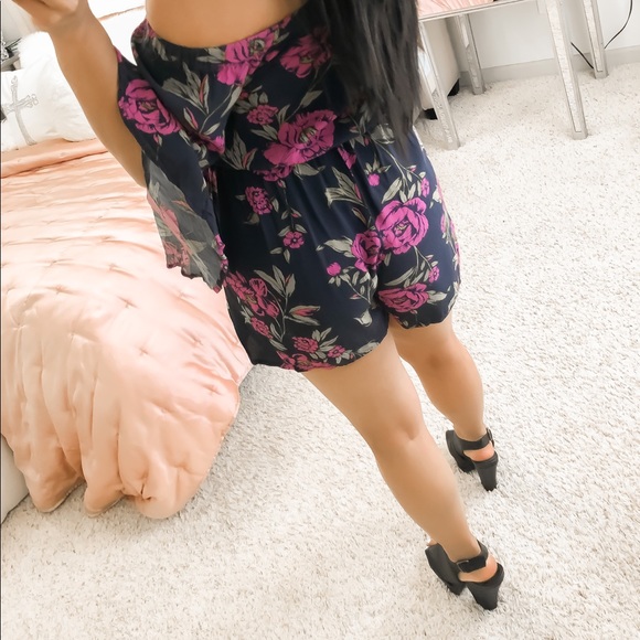 Express flower detail off shoulder bell sleeve romper - Picture 6 of 13